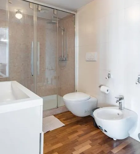 Trastevere Attic Raffaello's Апартаменты